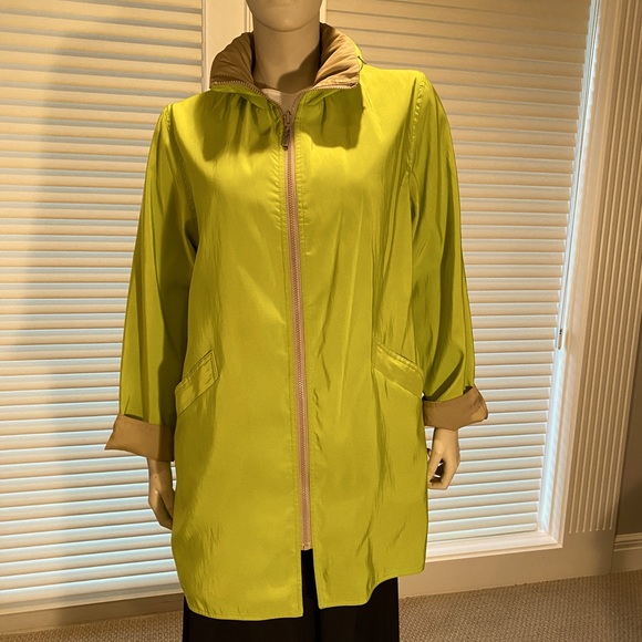 NEW Mycra PAC Reversible Hooded Rain and Wind Jacket - Picture 1 of 16
